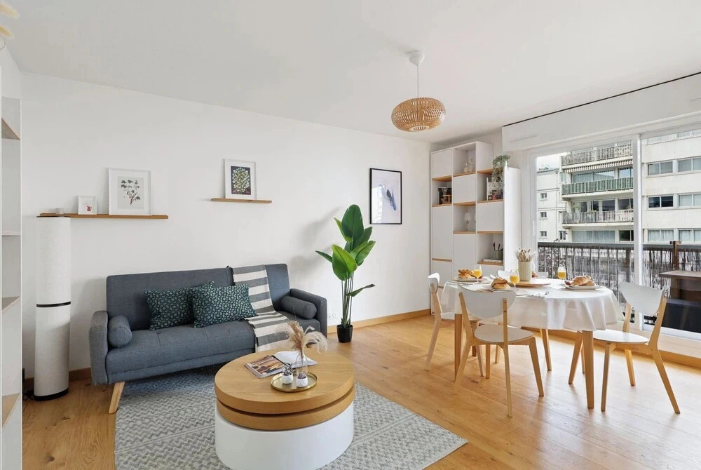 Cozy 2BR Eiffel Tower Area