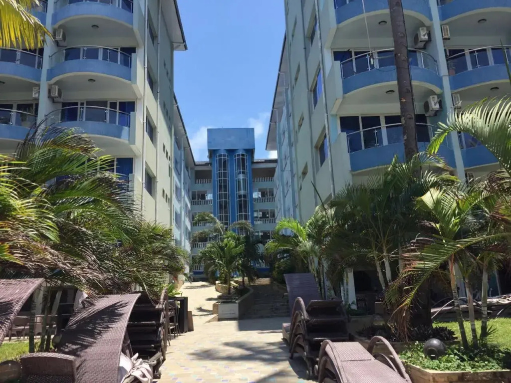 B12 Cowrie Beach Studio Apartment