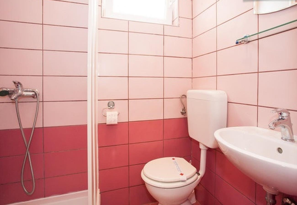 Room Vjenceslava - with parking : R5 Senj, Riviera Senj