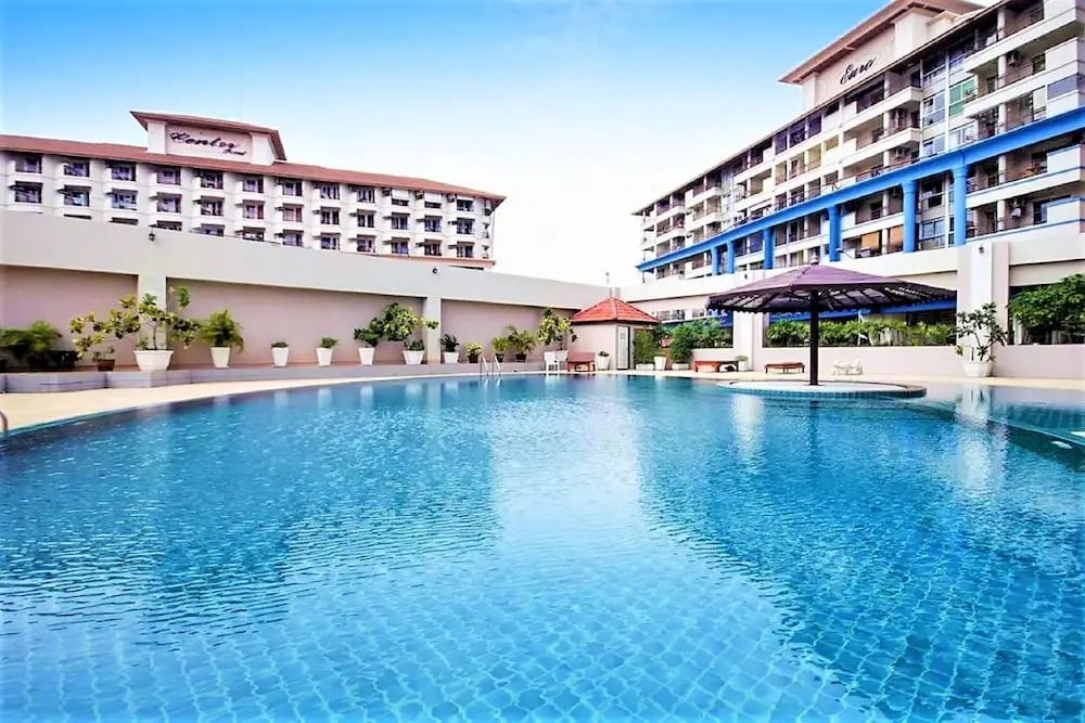 20th Floor 2-bed Condo With Stunning Views