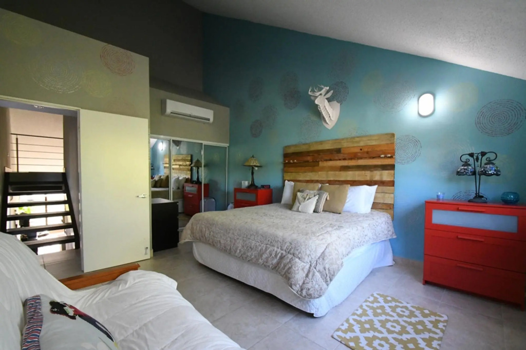 Spectacular Home Away from Home, Fully Equipped (BV308)