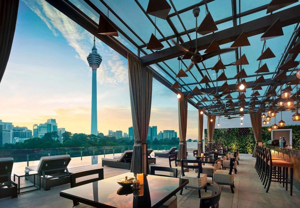 Hotel Stripes Kuala Lumpur, Autograph Collection
