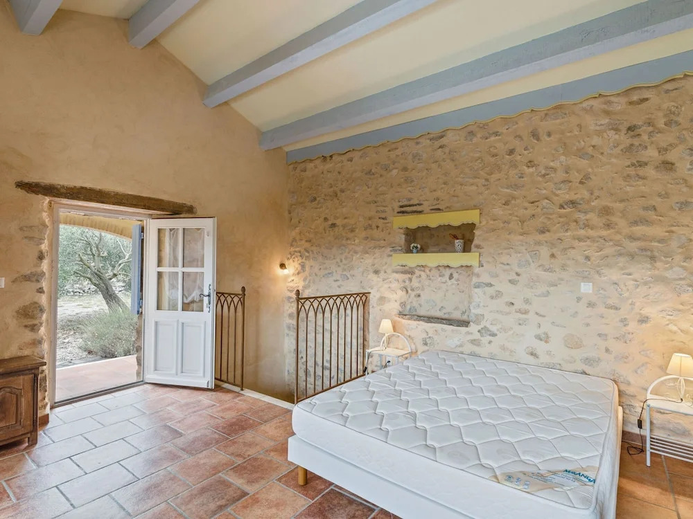 Villa in Les Mages with swimming pool