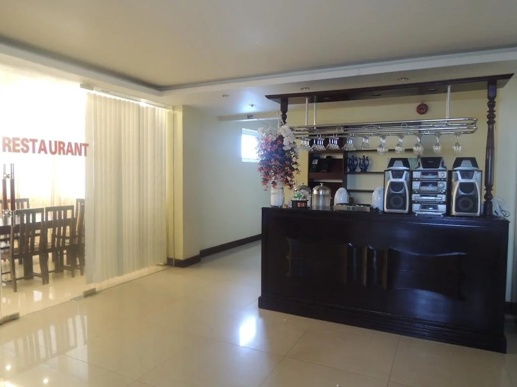 Hue Crown Boutique best hotel