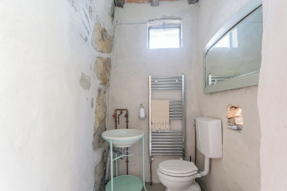 Villa Eugenia - Pool e Garden Retreat in Como by Rent All Como