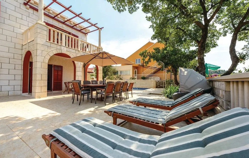 Villa Anka