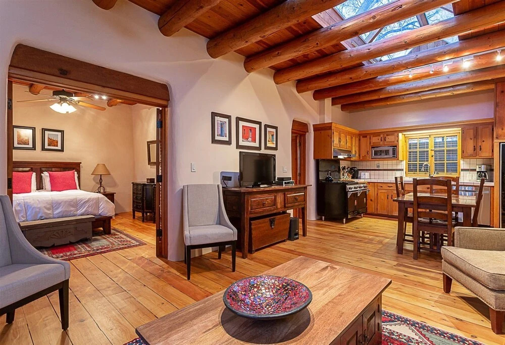 Casa Encantador 1 Br condo by RedAwning