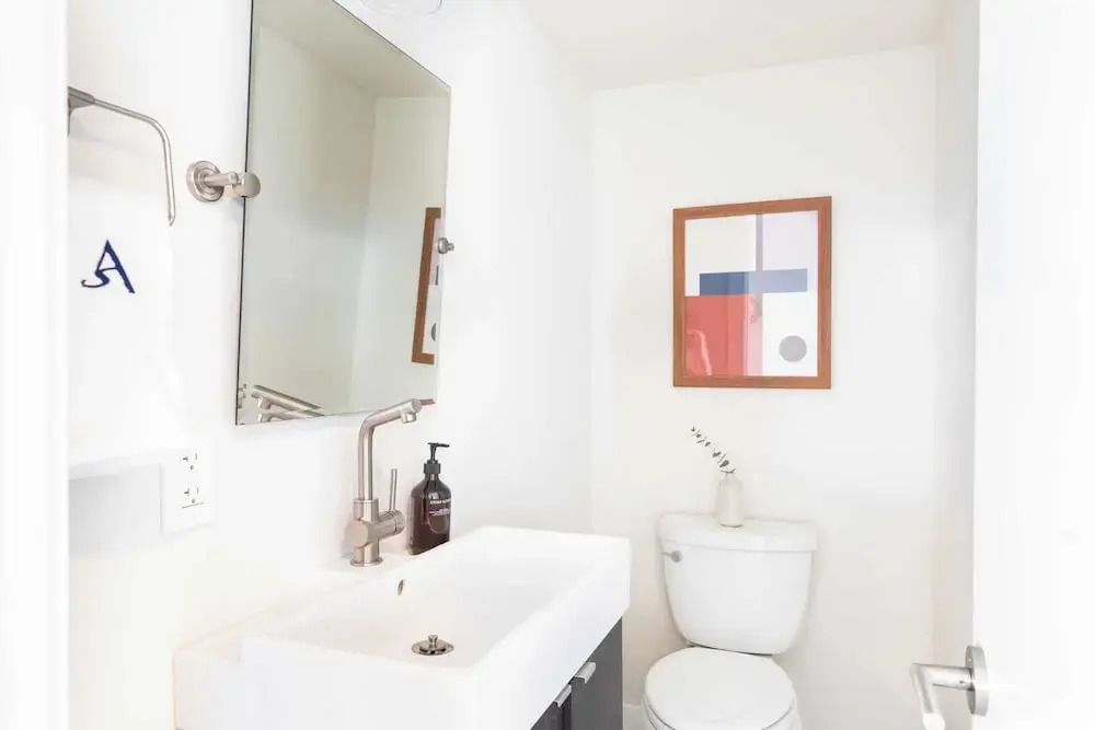 Indigo By Avantstay Sleek & Charming Home 2 Blks From Bay w/ Hot Tub!