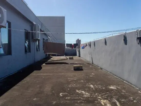 Hill Hotel (Summer Plaza Gymnasium)