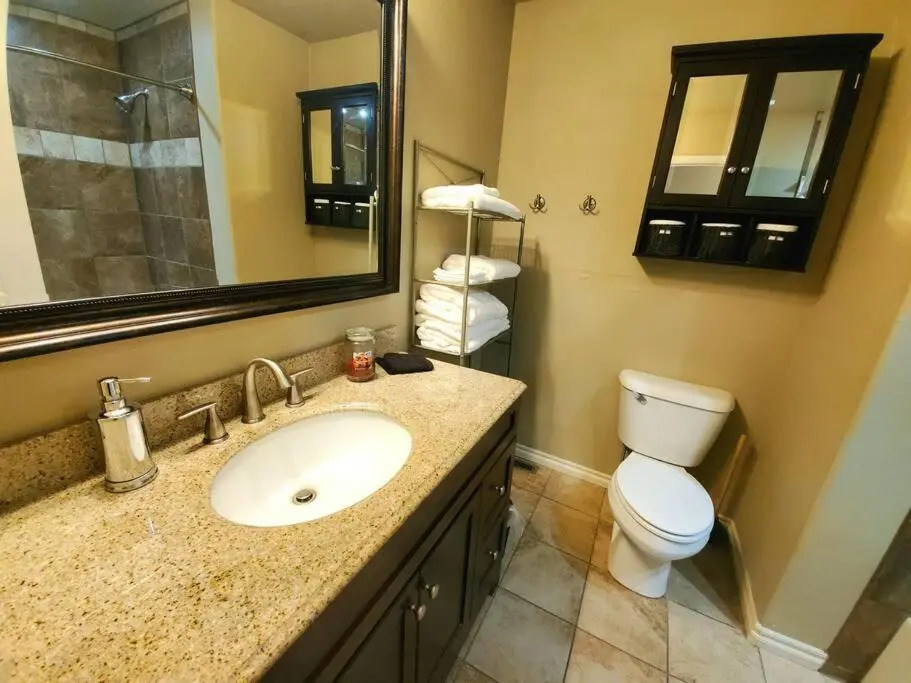 The Greenhouse - 3bed 2bath home in Tahlequah, OK