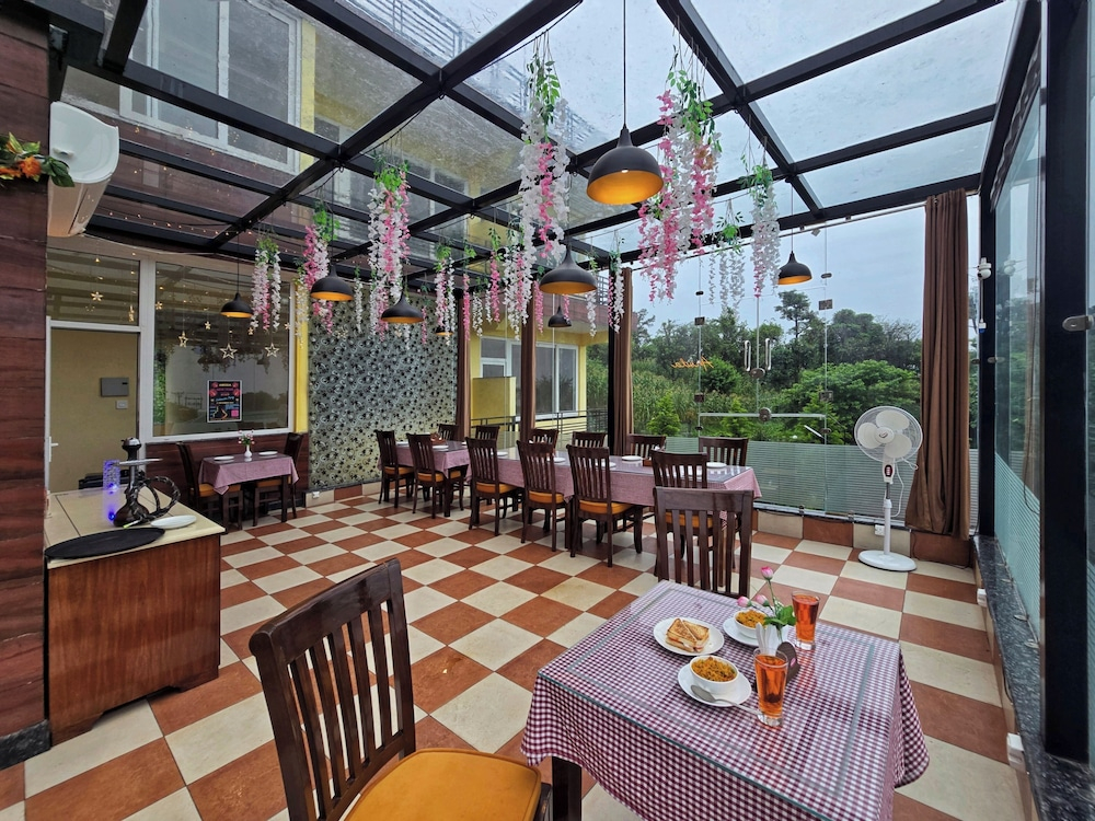 Amoda - Best Hotel in Dharamshala