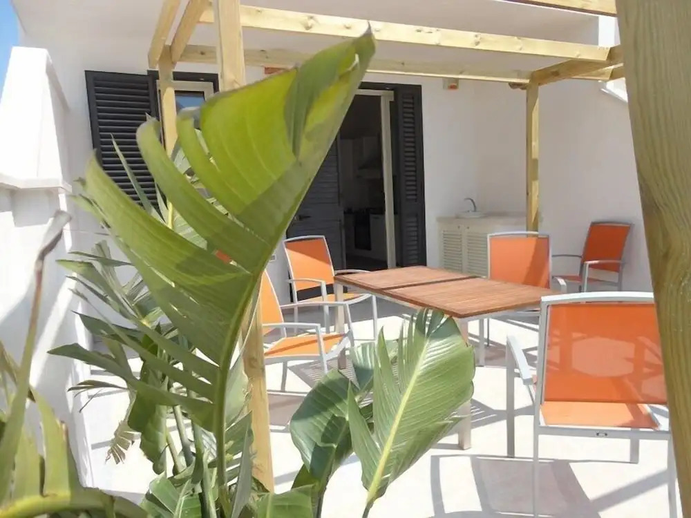 VersoSud - Acton Apartment 14