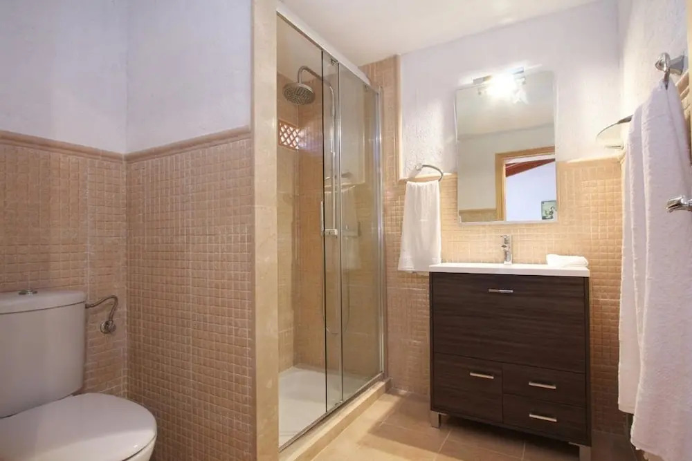 Villa - 3 Bedrooms with Pool - 103171