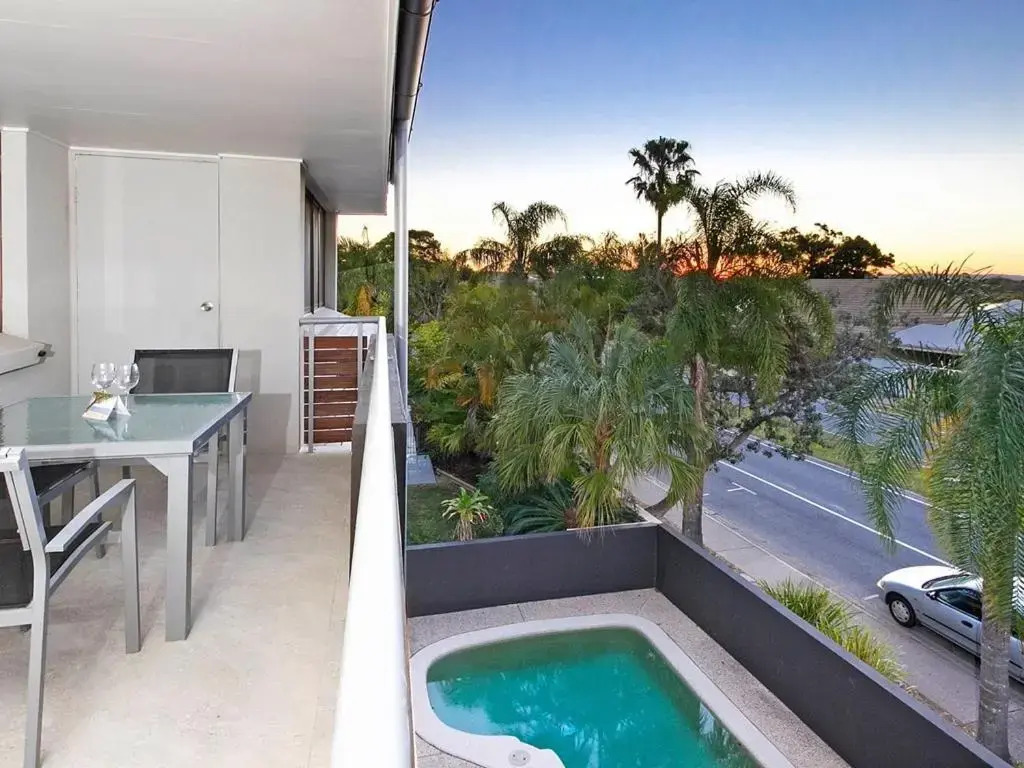 Soundhaven 4 Noosa Parade Value