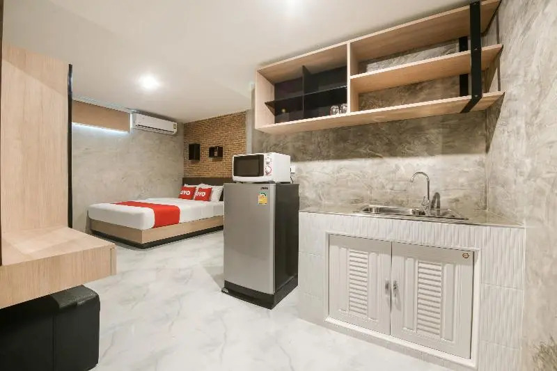 OYO 347 Southside Residence