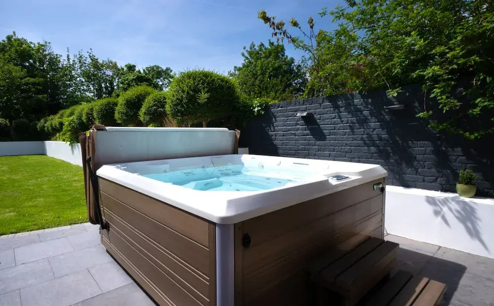 Dream House London 5bd with gym, cinema and hot tub