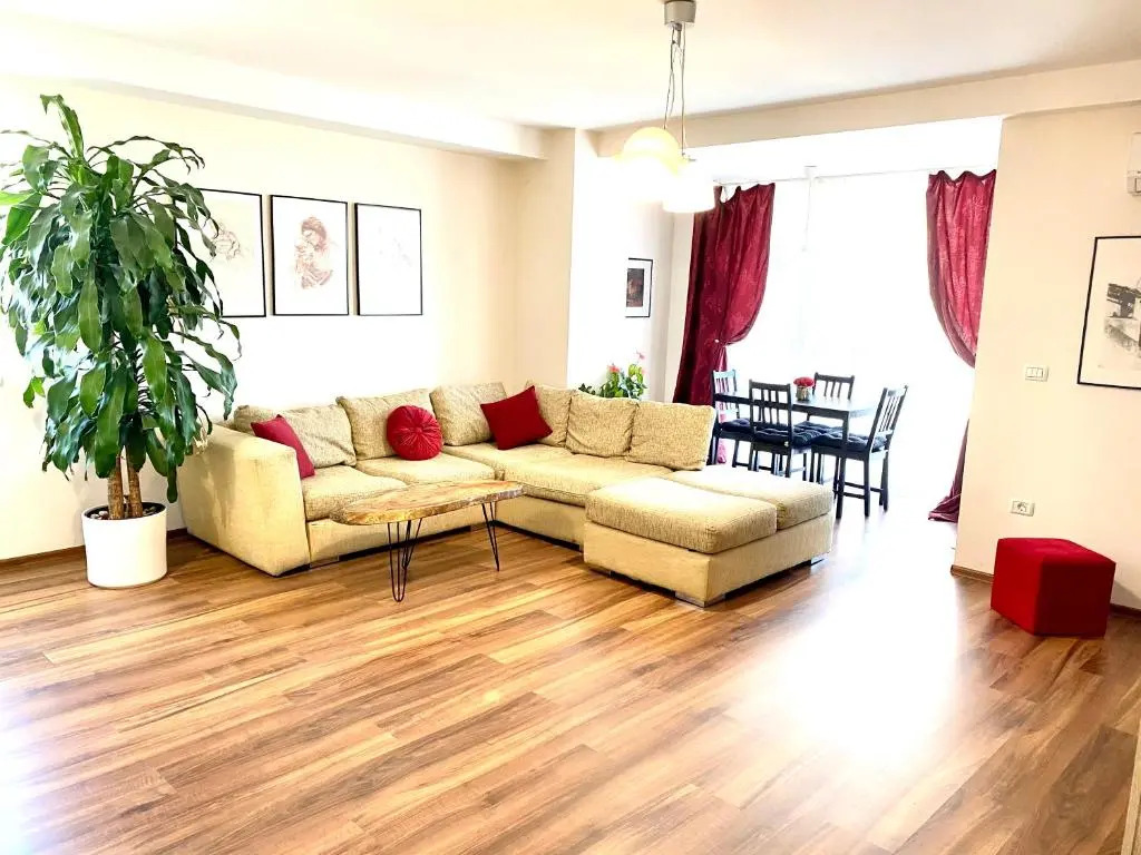 Firenze Apartment