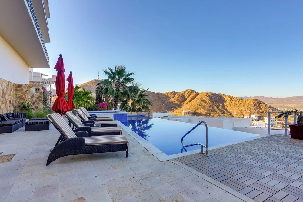 Cabo Pedregal Condo: Ocean View & 2 Infinity Pools
