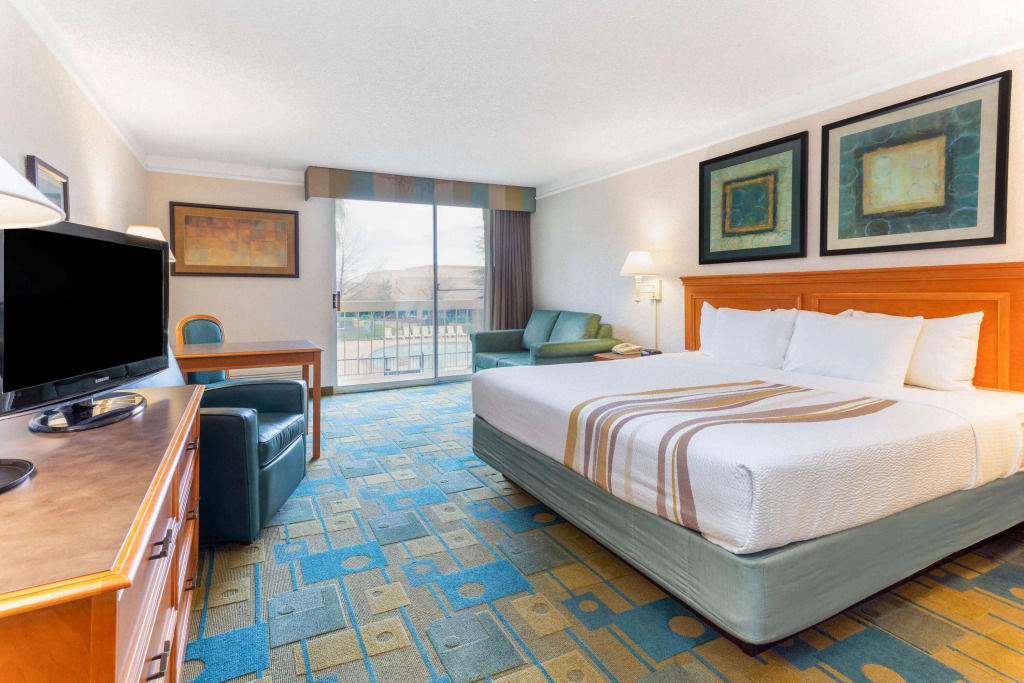 La Quinta by Wyndham Redding