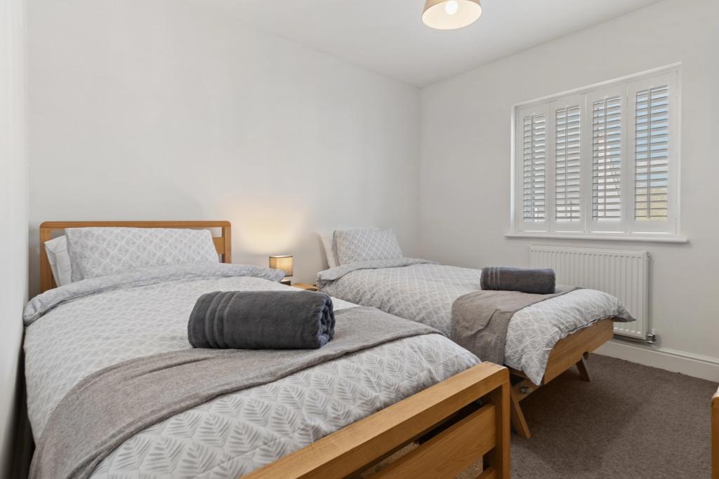 Park Gardens - Lovely Cottage, Parking, Central Location