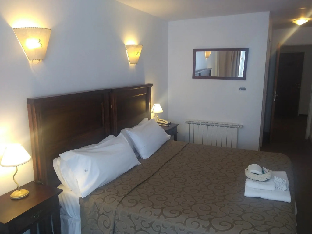 Kalken Hotel by MH
