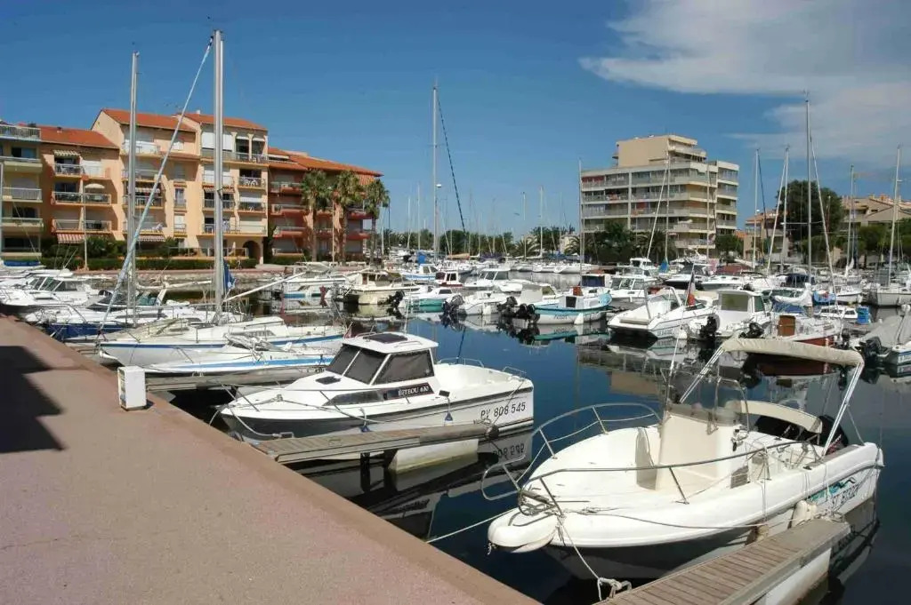 Hotel du Port