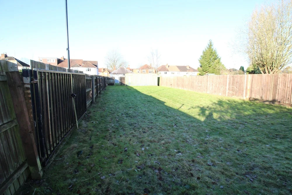 Bungalow - Sleeps 6 - Pets Ok - Garden - Parking