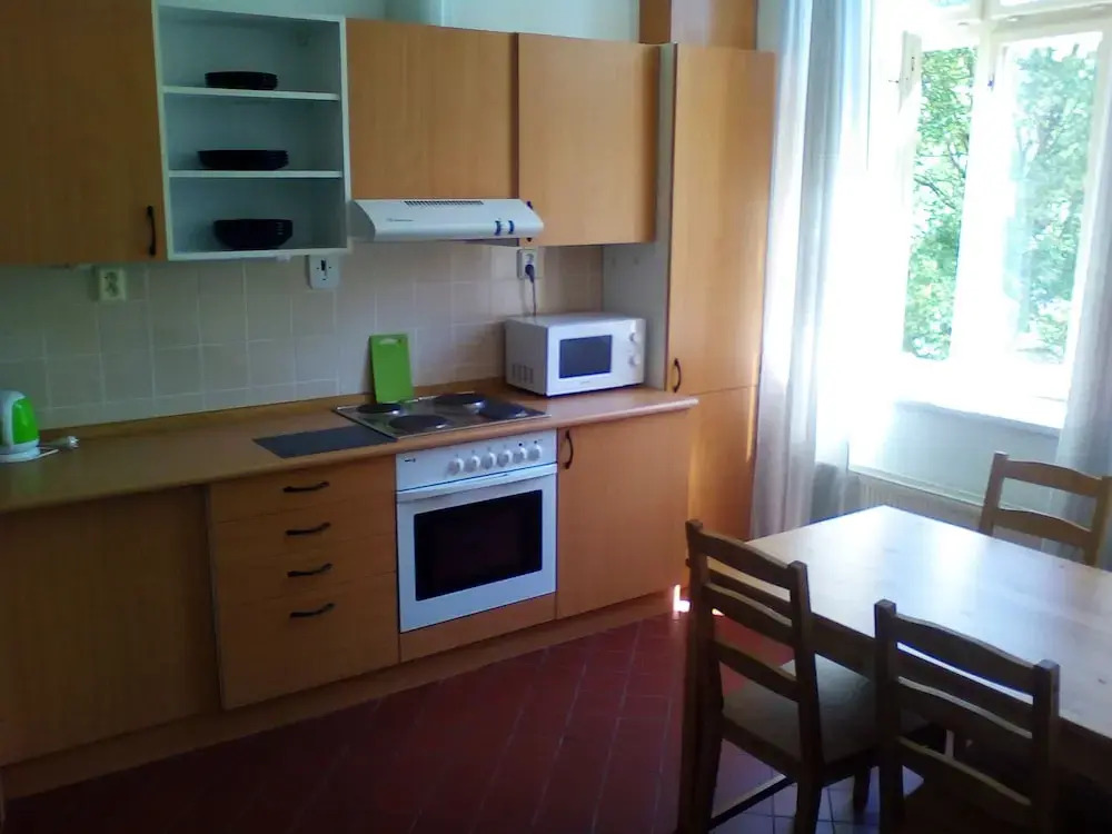 Karlsbad Apartments 2