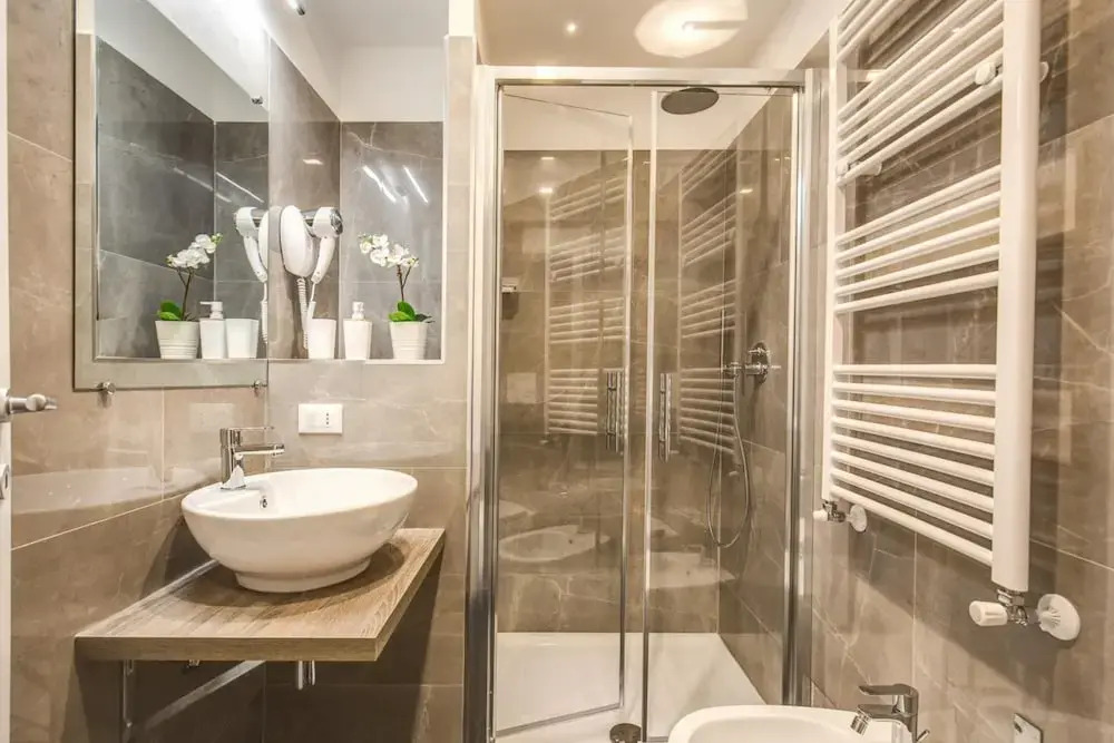 River Luxury Suites