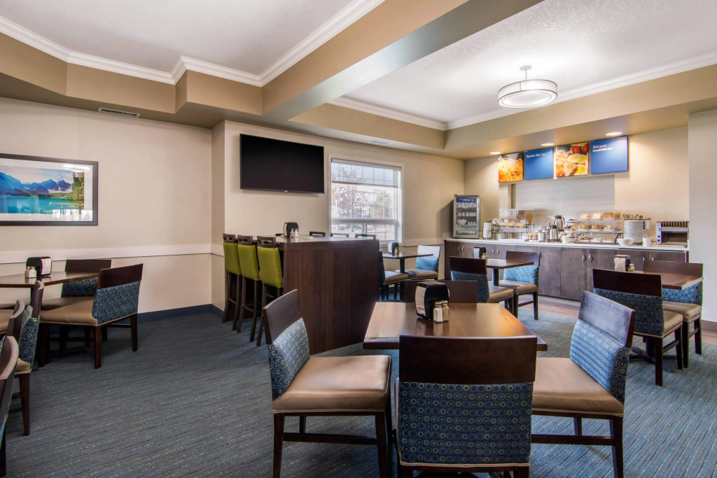 Comfort Inn & Suites