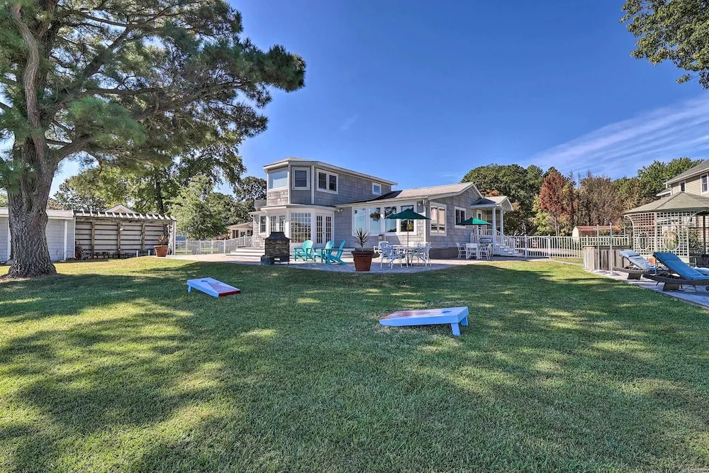 Grasonville Home w/ Private Pool on the Water