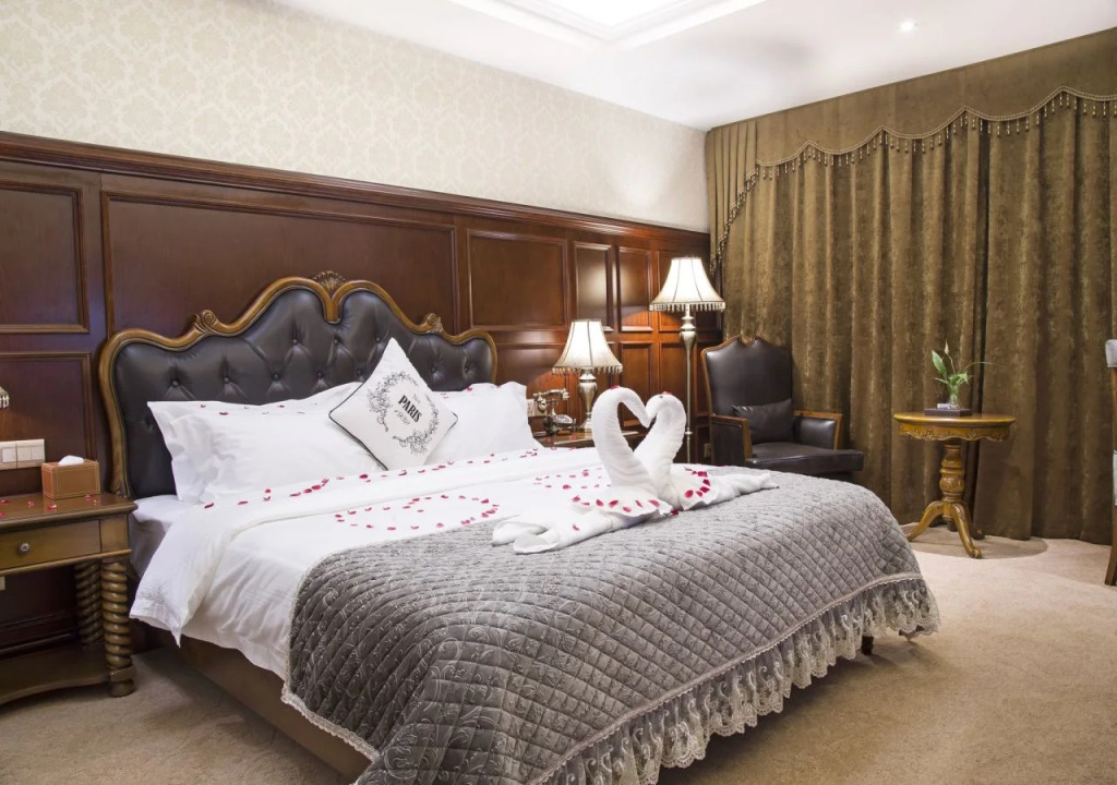 Sun Tour Hotel