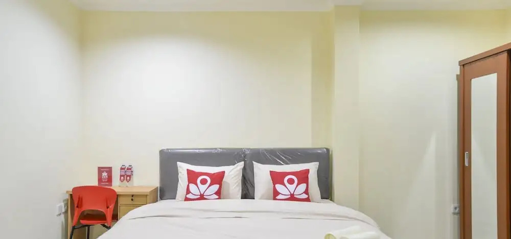 ZEN Rooms Near ITC Roxy Mas