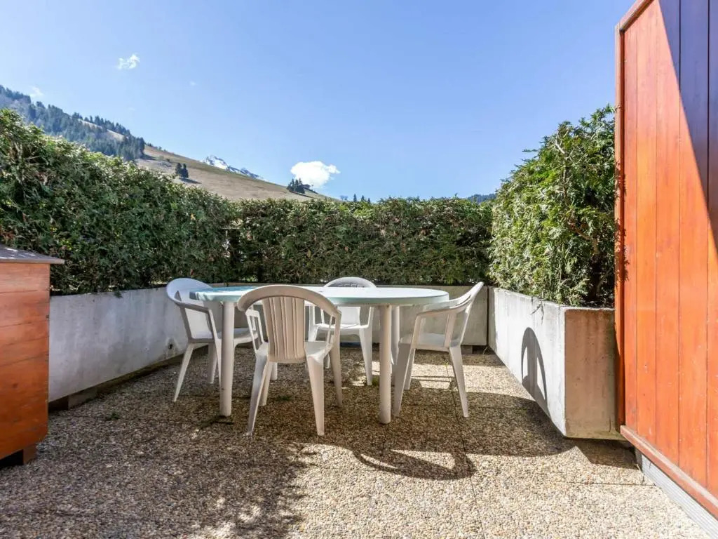 Appartement La Clusaz, 2 pièces, 5 personnes - FR-1-304-26