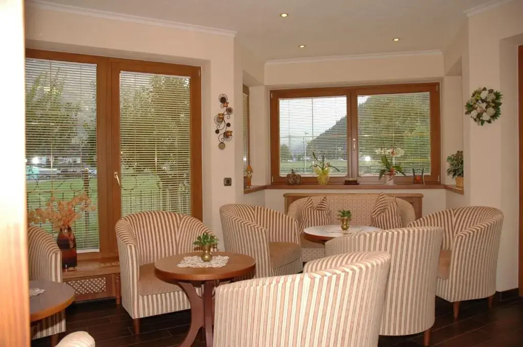 Hotel-Garni Almhof