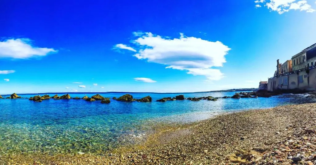 A 50 passi dal Tempio di Apollo