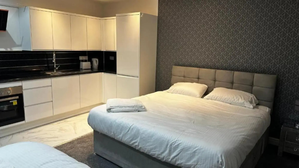 Cheetham Hill Guest House