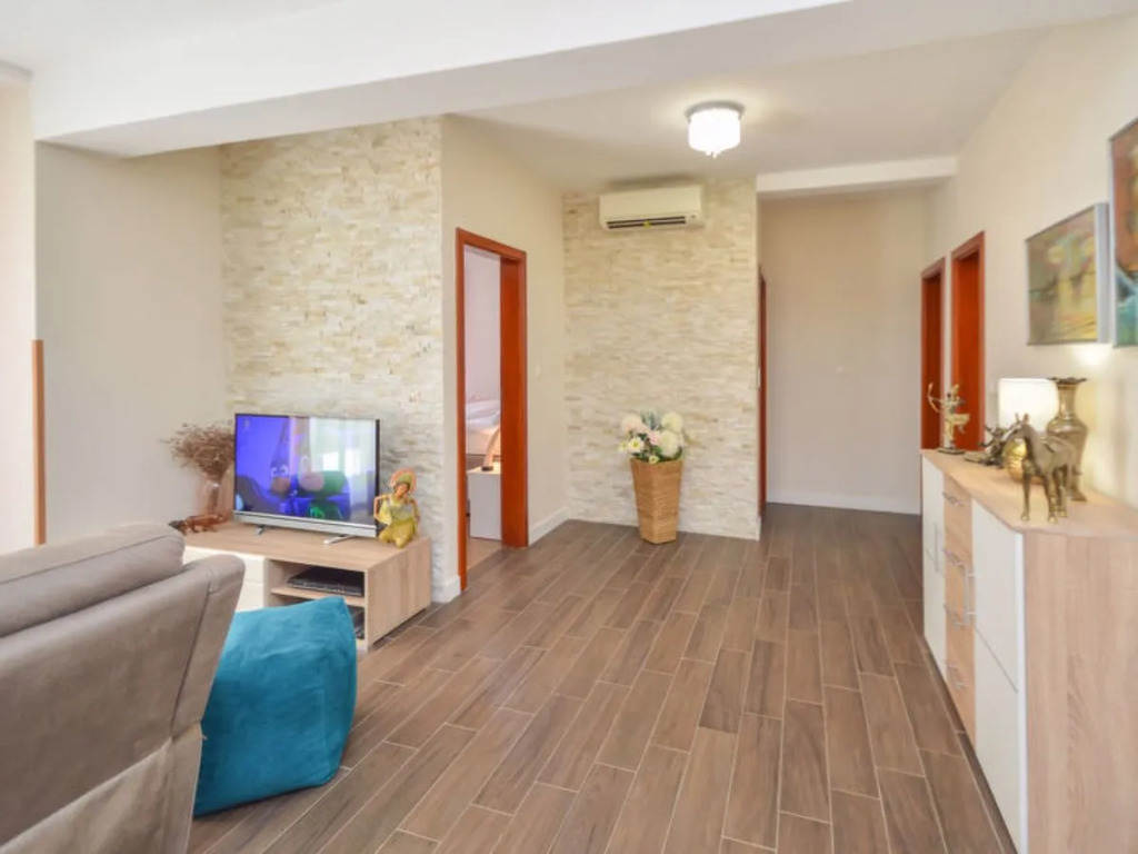House Valdor Cervia