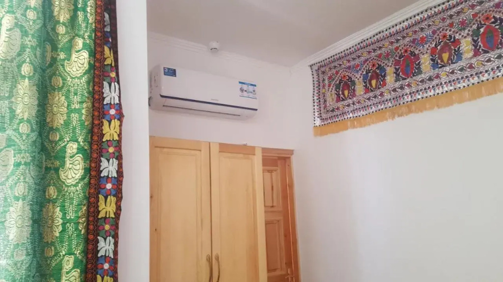 Amir Hostel