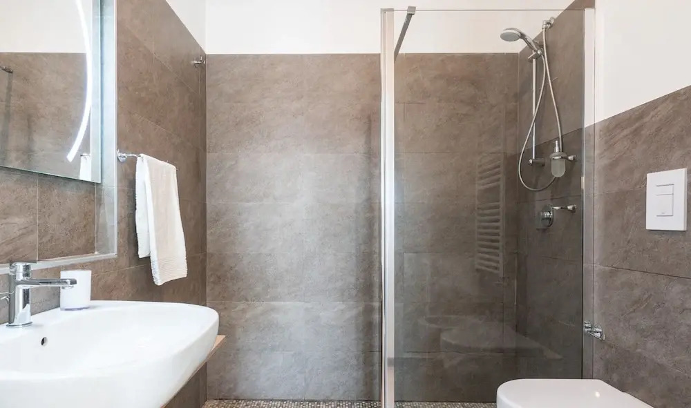 Barirooms - Carulli Suites