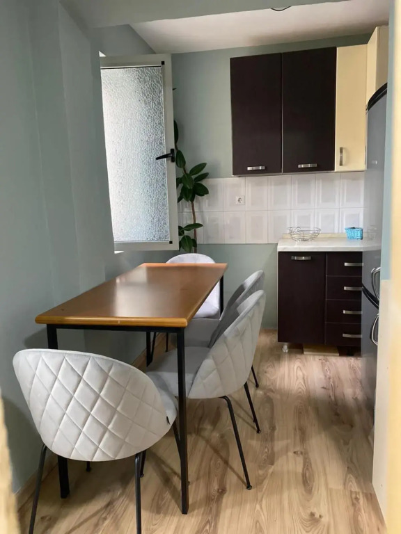 Itan’s apartments