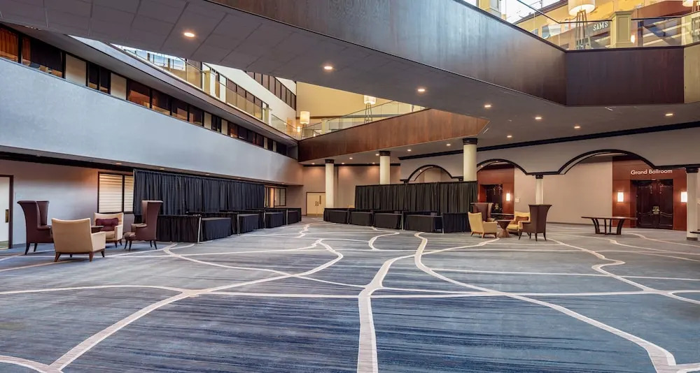 Crowne Plaza Hotel Houston