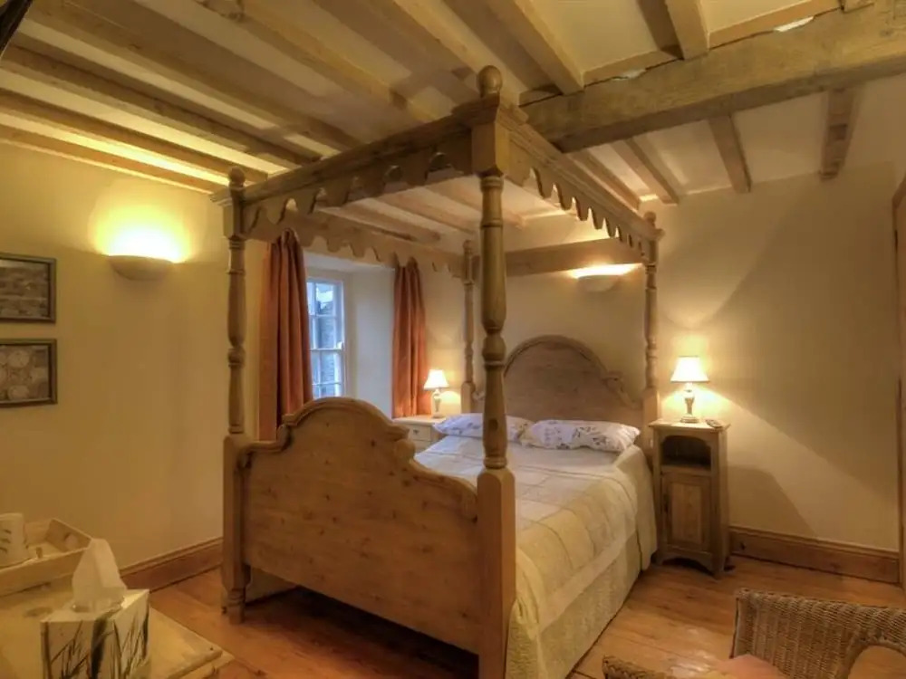 Riverside Bed & Breakfast