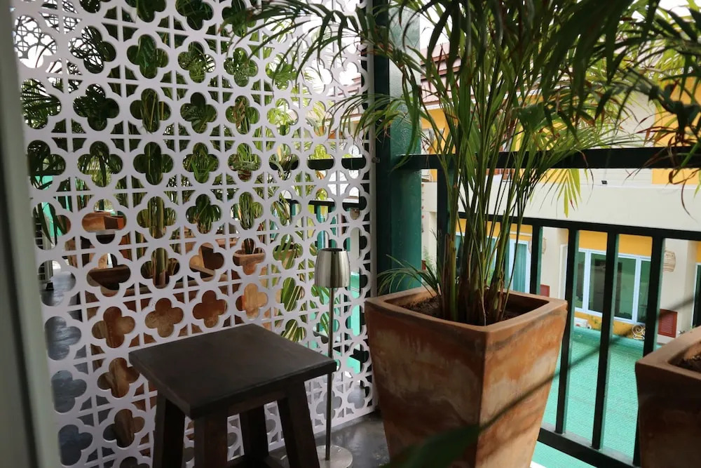 Lemon Guesthouse