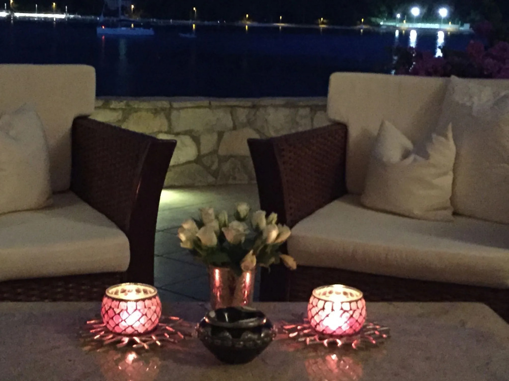 Villa Almadria Luxury Bed & Breakfast