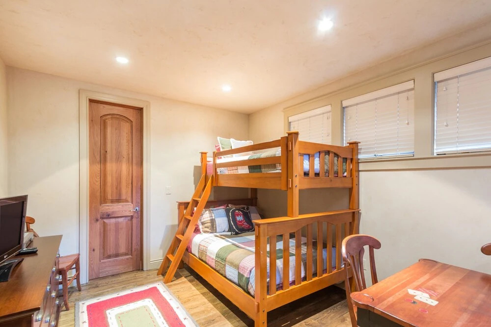211 A South OAK - Luxury Home, Downtown Telluride, Great Location, Steps Away From the Gondola!