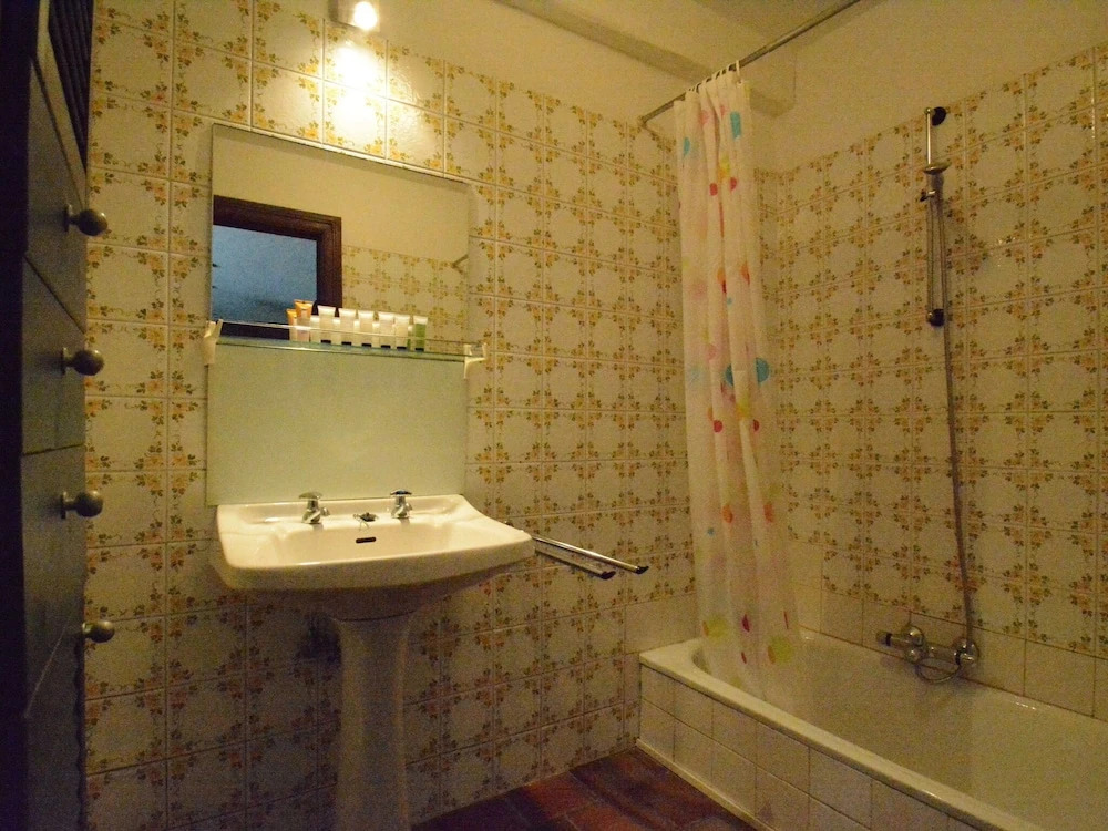 Large Holiday Home in Ambly With Garden