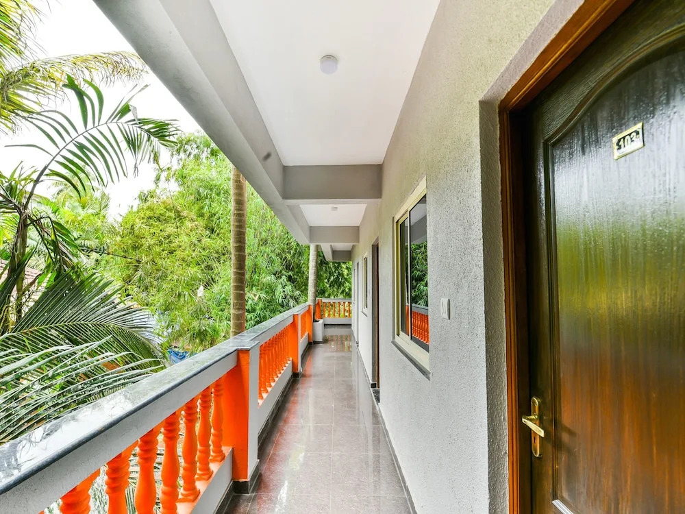 OYO 18823 Raj's Resort