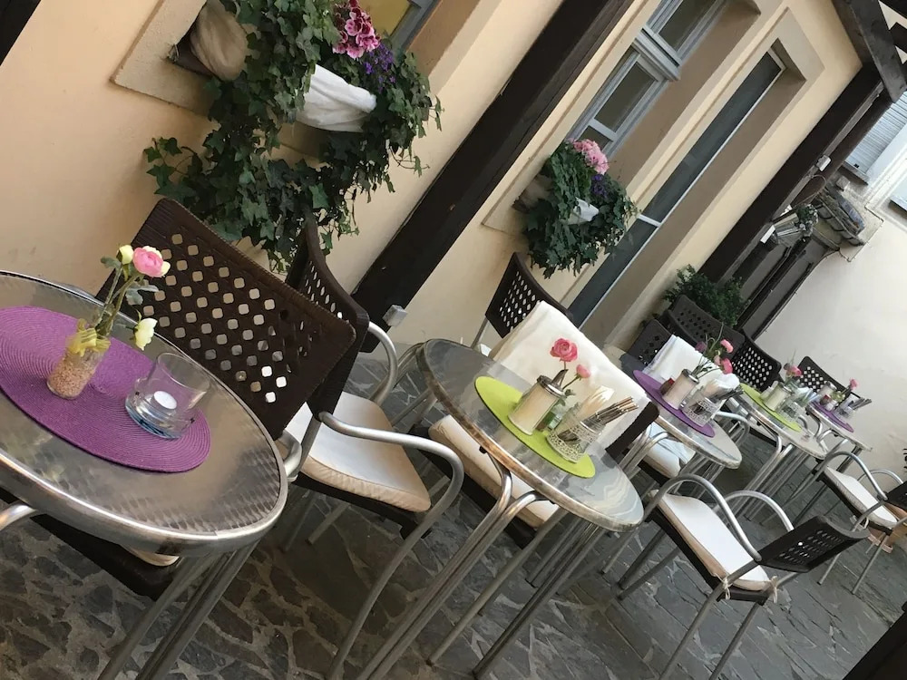 Hotel Sandstern