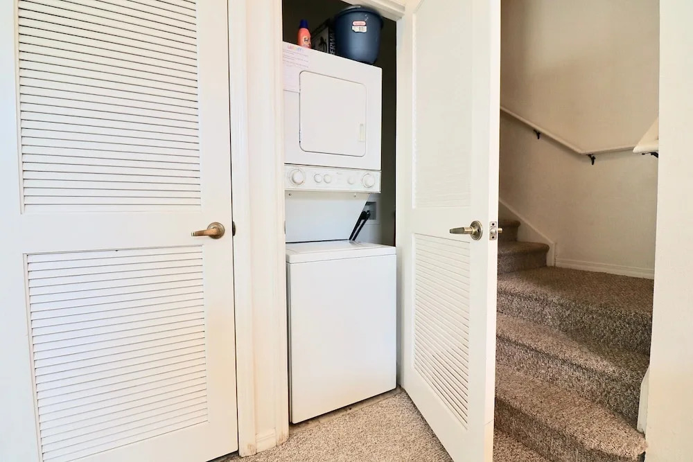 Superb Value Resort Townhome Near Shopping